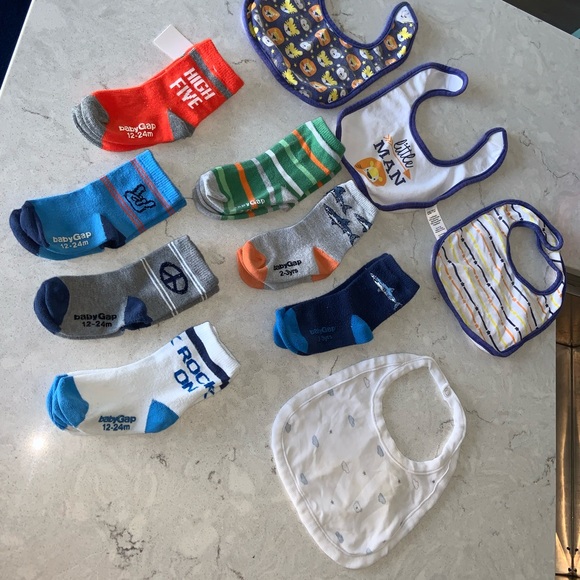 BabyGap 12-18 Months Clothes for Boy - Picture 9 of 9